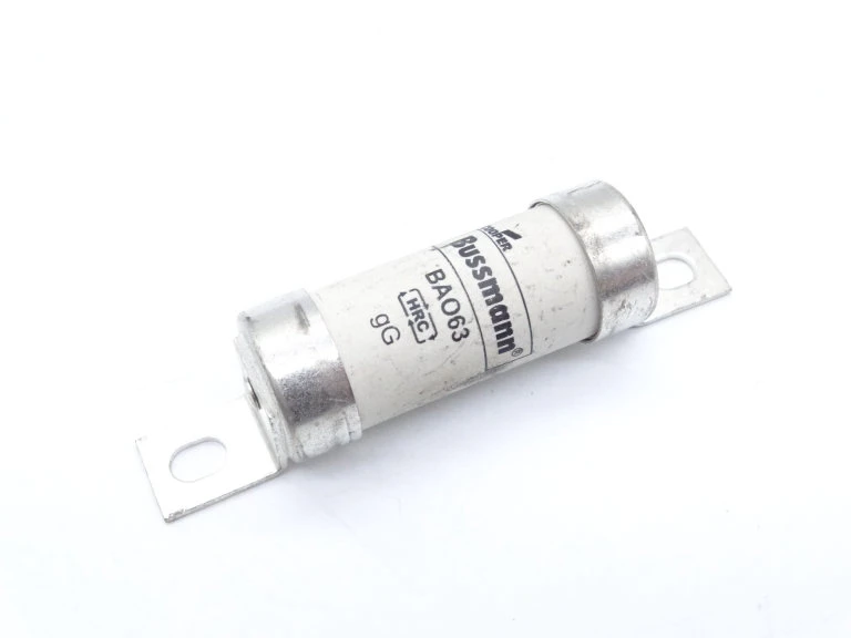 BAO63 Eaton BAO63 is a 63A, 500V AC BS88 GG fuse. It is RoHS3 and REACH compliant with MSL 1.