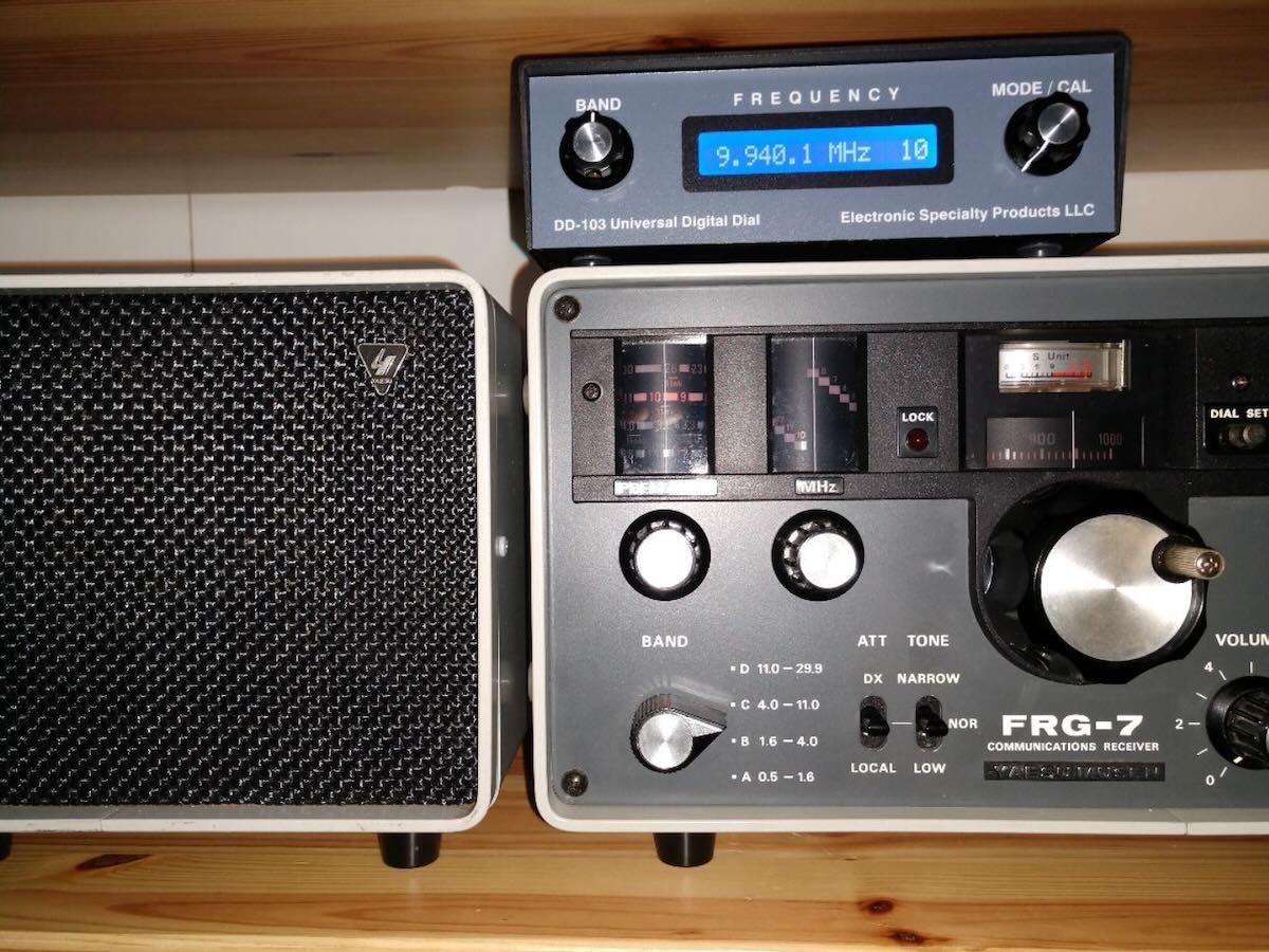 DD-103 The MEPCO DD-103 is a universal digital dial featuring a backlit LCD display. It supports multiple modes including AM, CW, LSB, and USB.