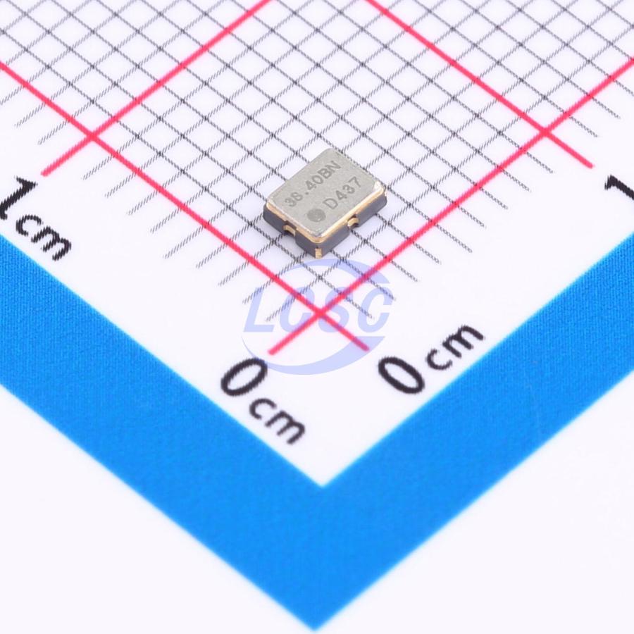 DSB321SDN The KDS DSB321SDN is an oscillator with a frequency of 38.4MHz and an operating voltage of 2.8V. It offers a frequency stability of ±0.5PPM.